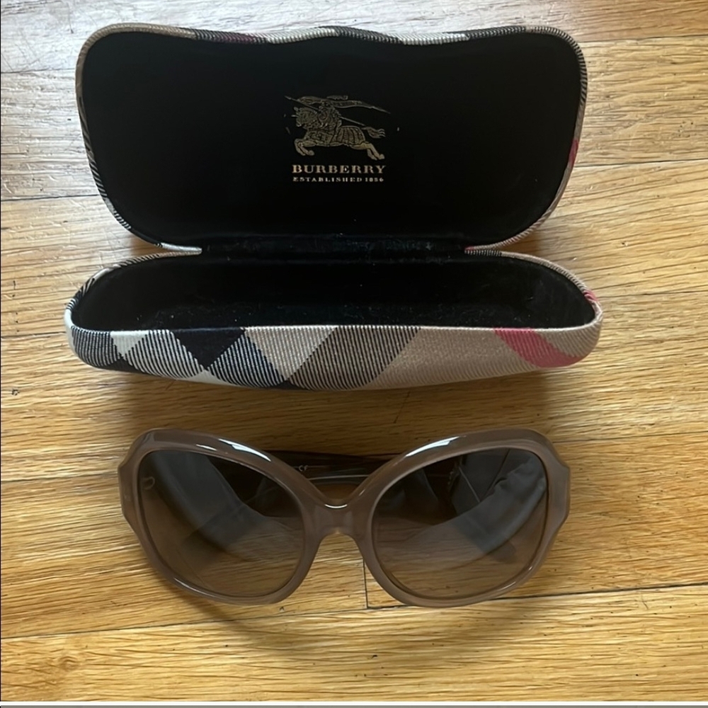 Burberry Taupe Sunglasses with Plaid Case